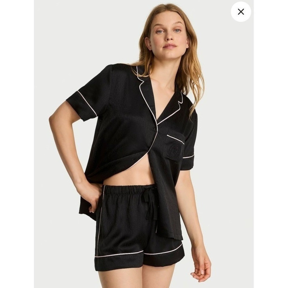 Victoria's Secret Satin Pajama Set Black Logo Jacquard Short Sleeve M NEW